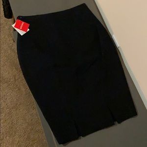 Spanx fitted skirt — black